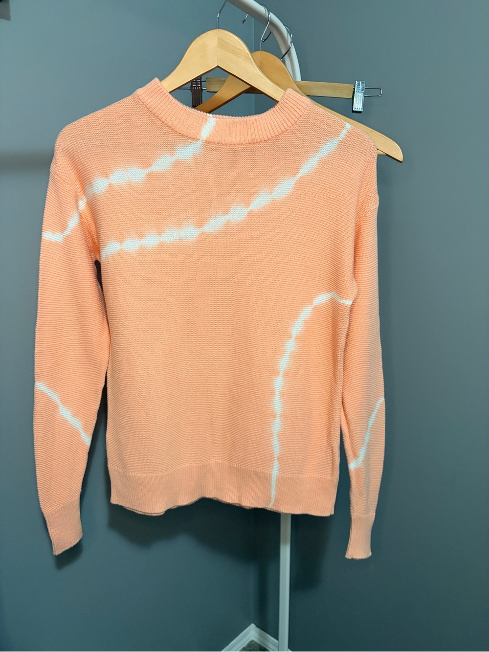 Joe Fresh Peach and White Tie-Dye Knit Crewneck Sweater - Size XS